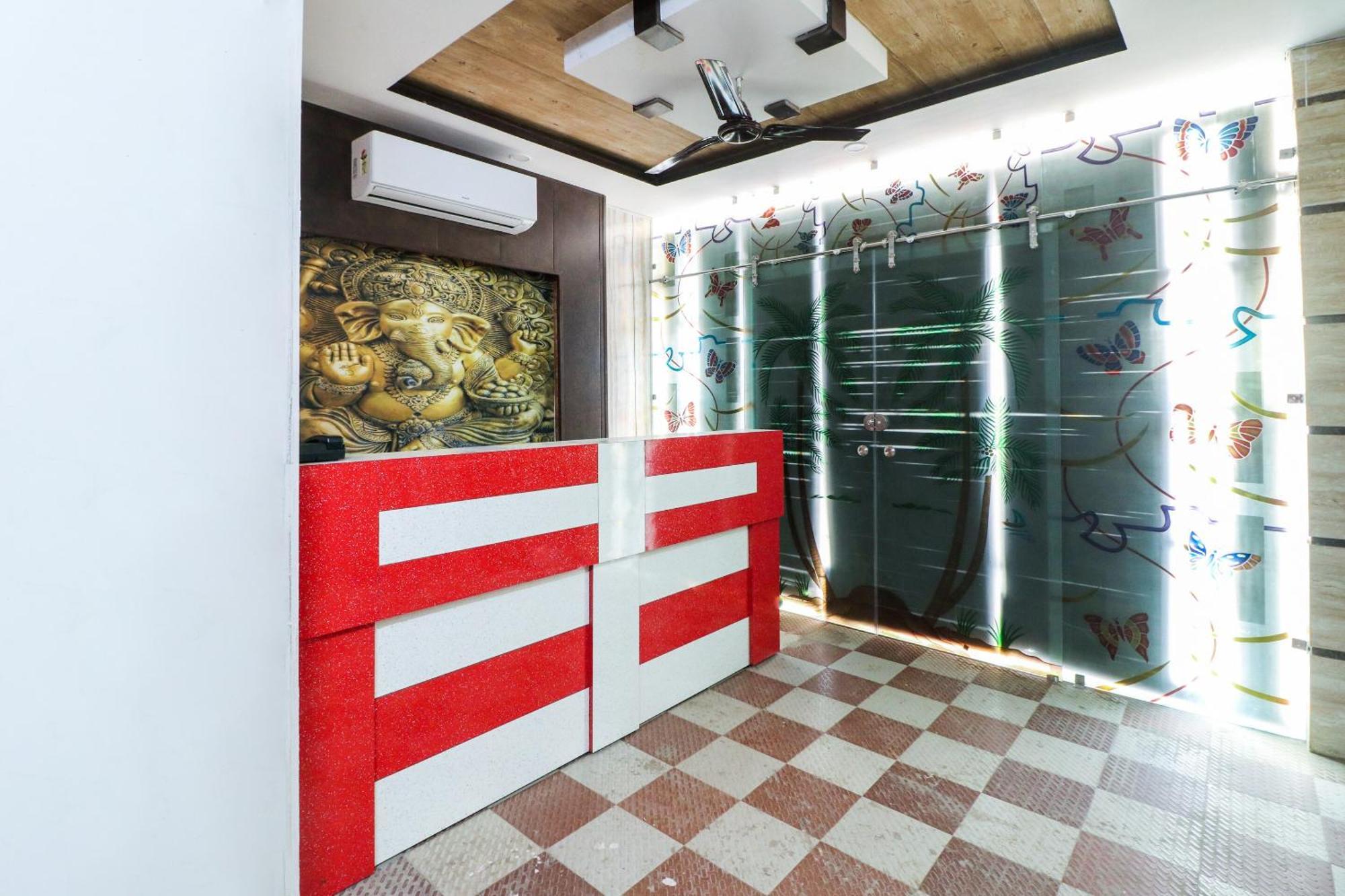 Hotel O Rodstar Chinhat Exterior foto