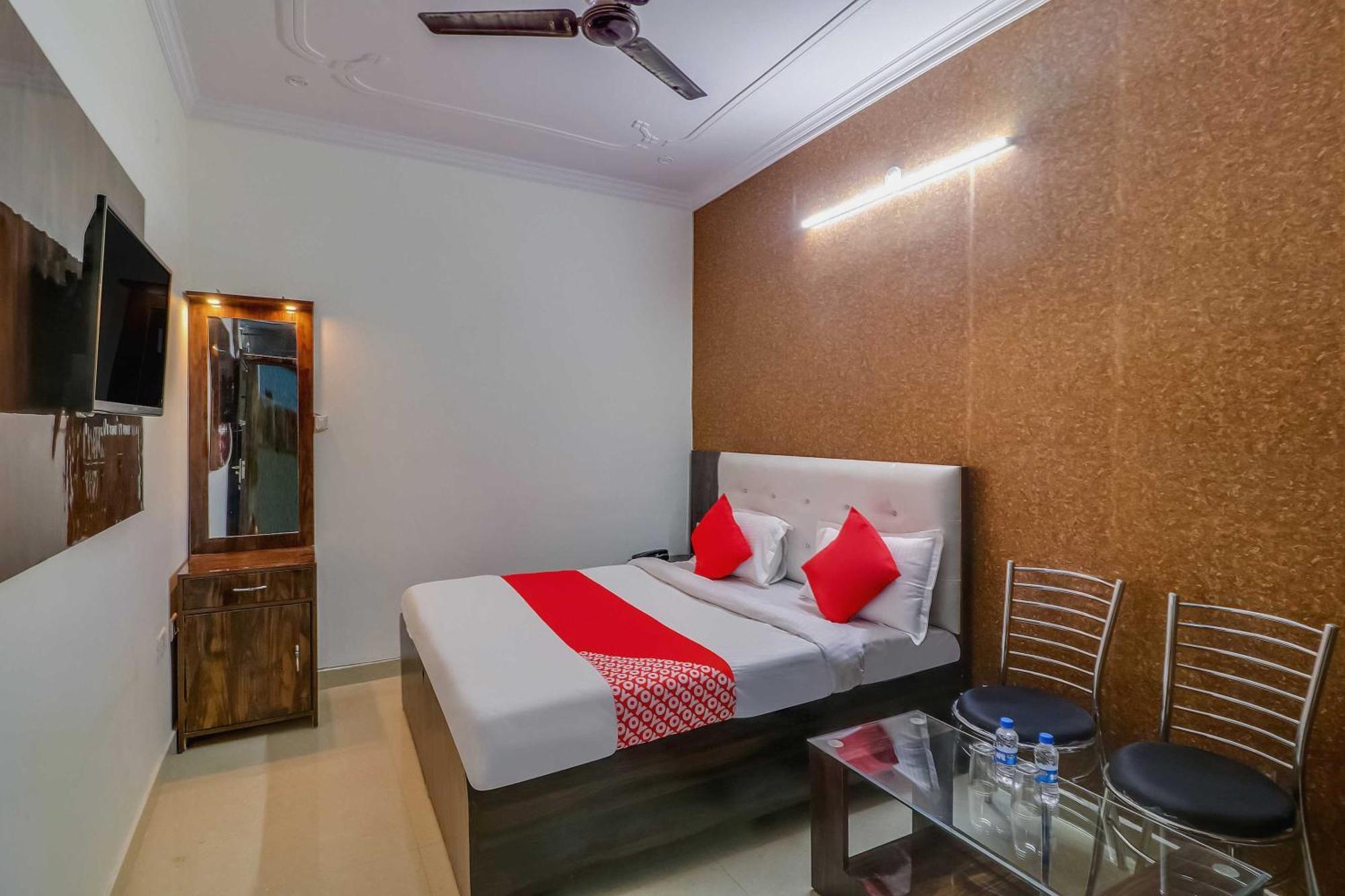 Hotel O Rodstar Chinhat Exterior foto